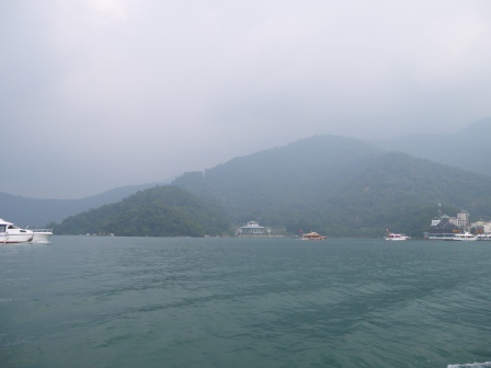 1418353223-605467895 日月潭-乘船賞日月潭美景 天氣不優依舊美麗(魚池)