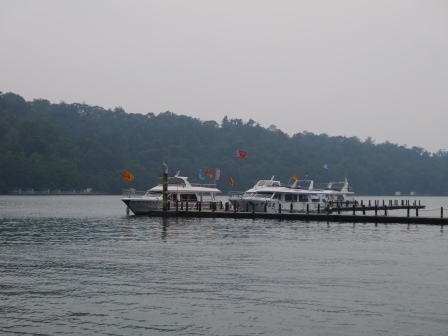 1418353226-1629088327 日月潭-乘船賞日月潭美景 天氣不優依舊美麗(魚池)