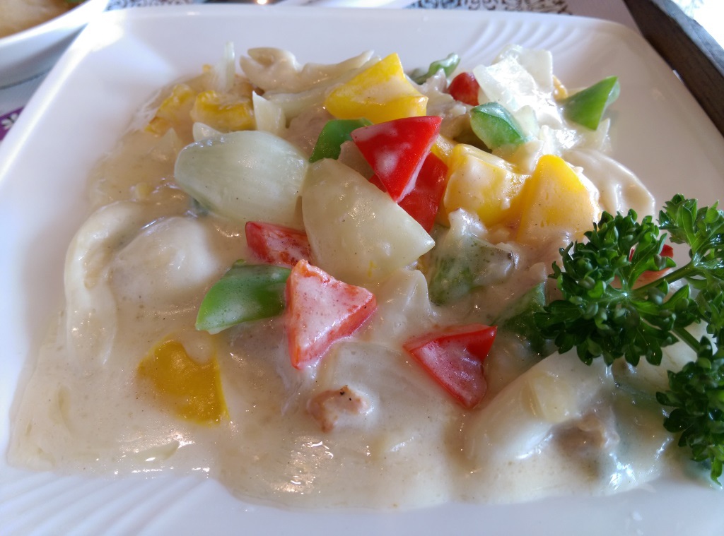 1418457916-2644992462 頭份-儷池咖啡屋 東西好吃但份量太大了