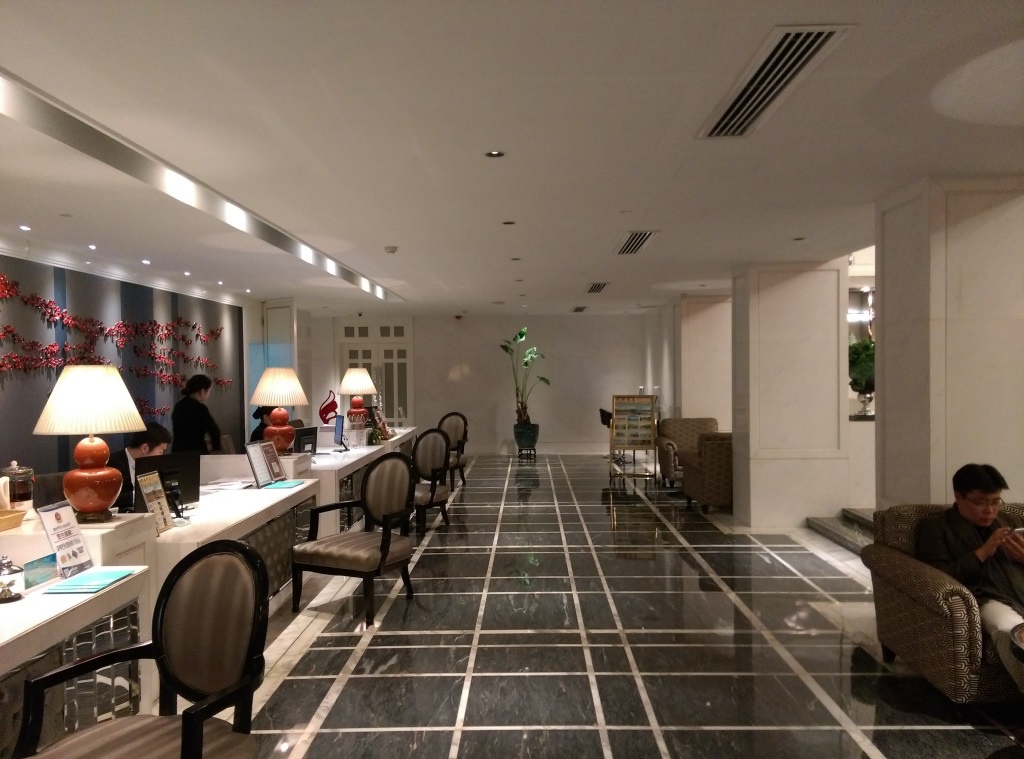 1420642202-1314128224 Hangzhou-五洋假日 西湖邊土豪開的酒店