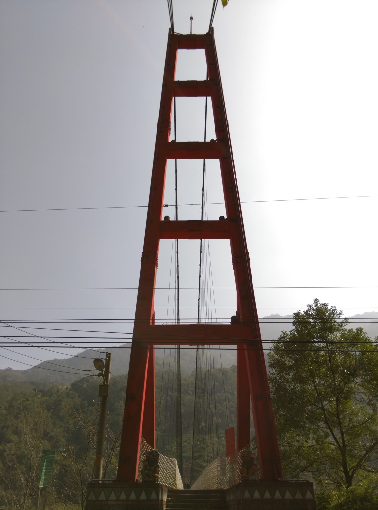 1421508048-4033375814 尖石-北角吊橋&北角24 賞大紅吊橋吃冰淇淋