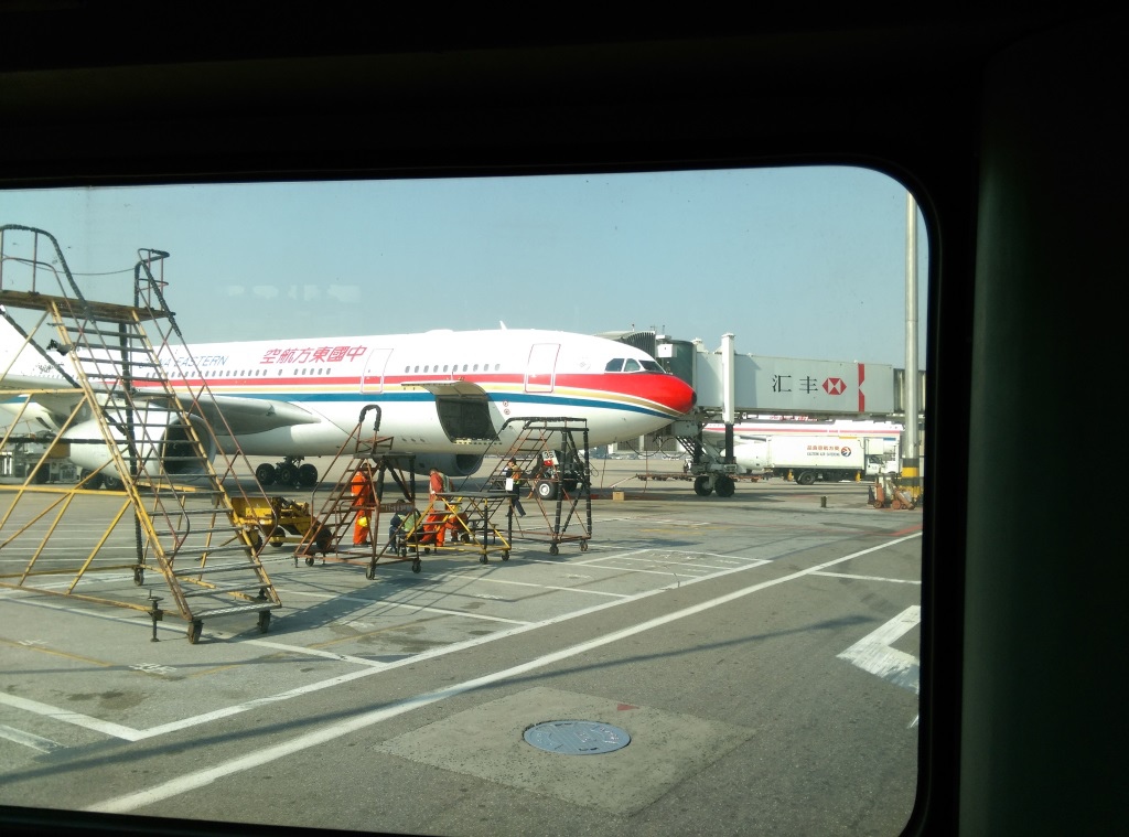 1421762409-1797600890 2014最終飛 上海跨年去