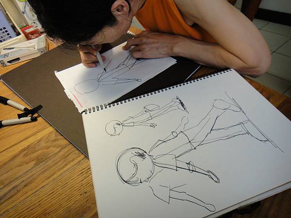 學生人物姿態、動態練習(1)