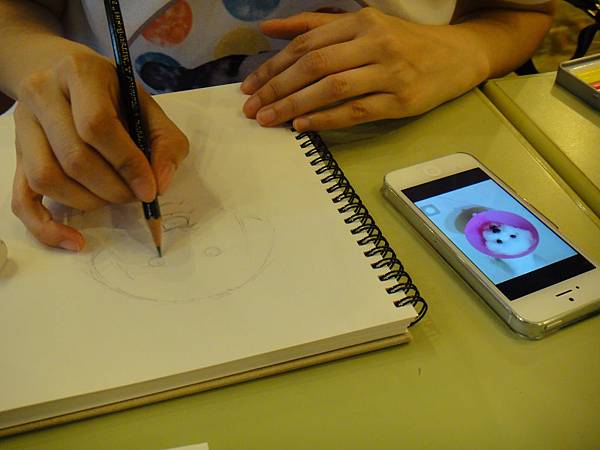 》學生色鉛畫寵物_練習(1)