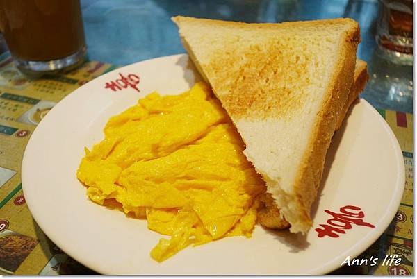 58DSC00484.JPG 58DSC00484.JPG