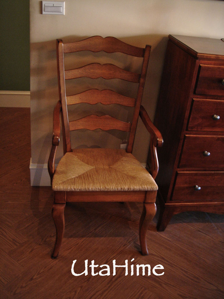 dining34.jpg dining34.jpg