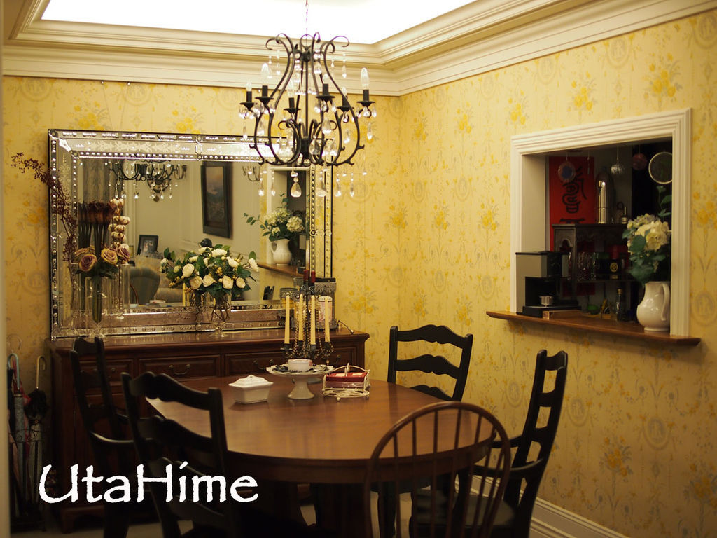 dining72.jpg dining72.jpg