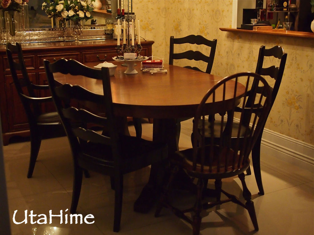 dining78.jpg dining78.jpg