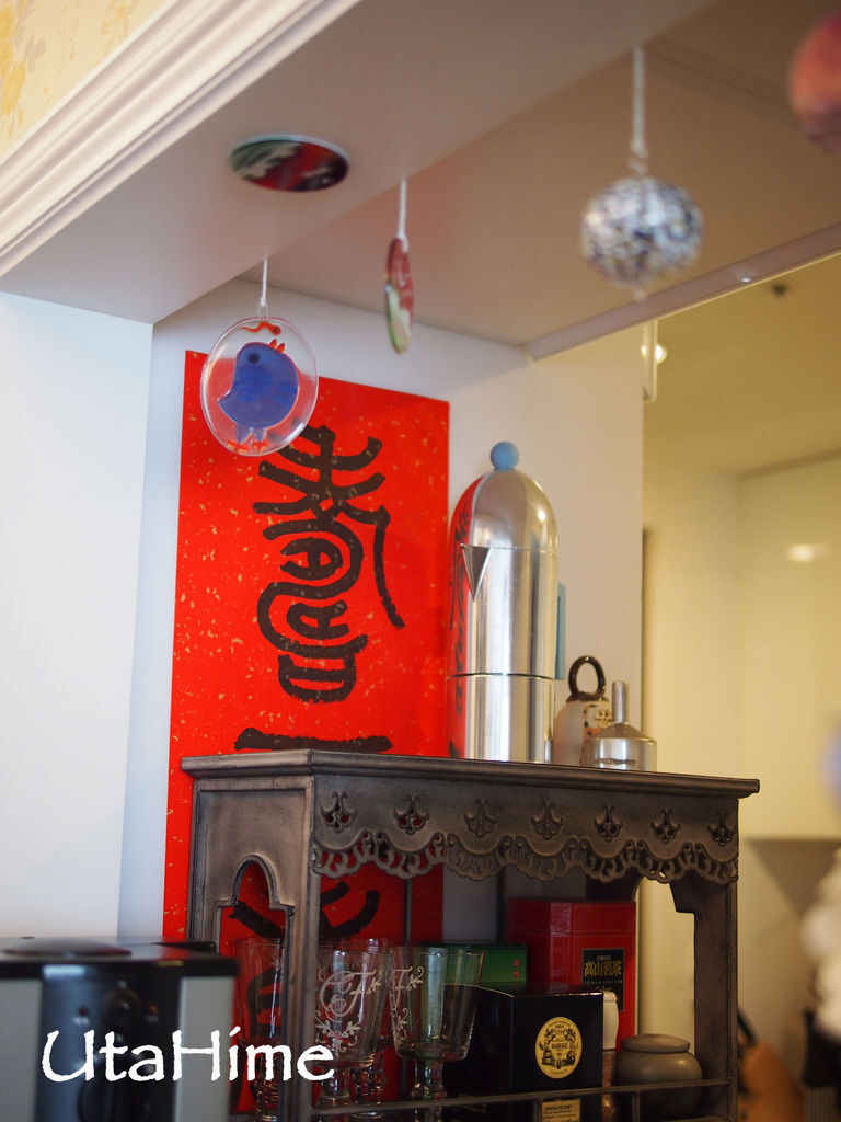 dining44.jpg dining44.jpg