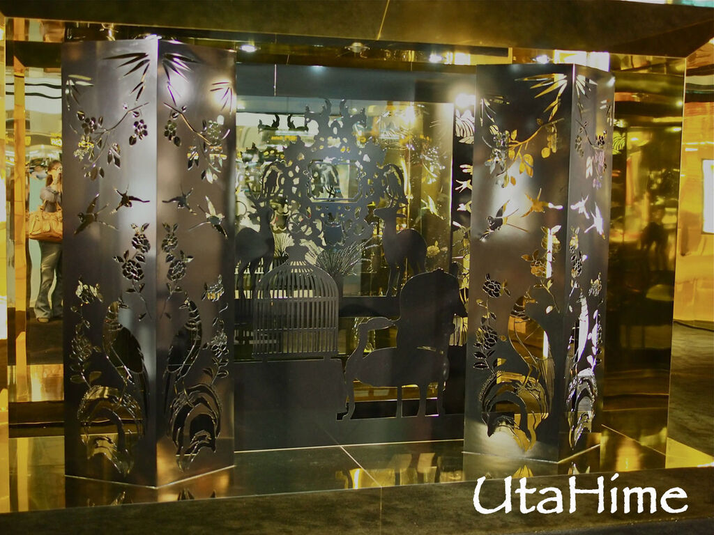 1012-004.jpg 1012-004.jpg