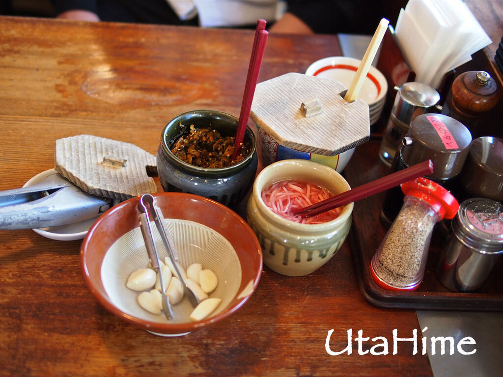 1012-034.jpg 1012-034.jpg