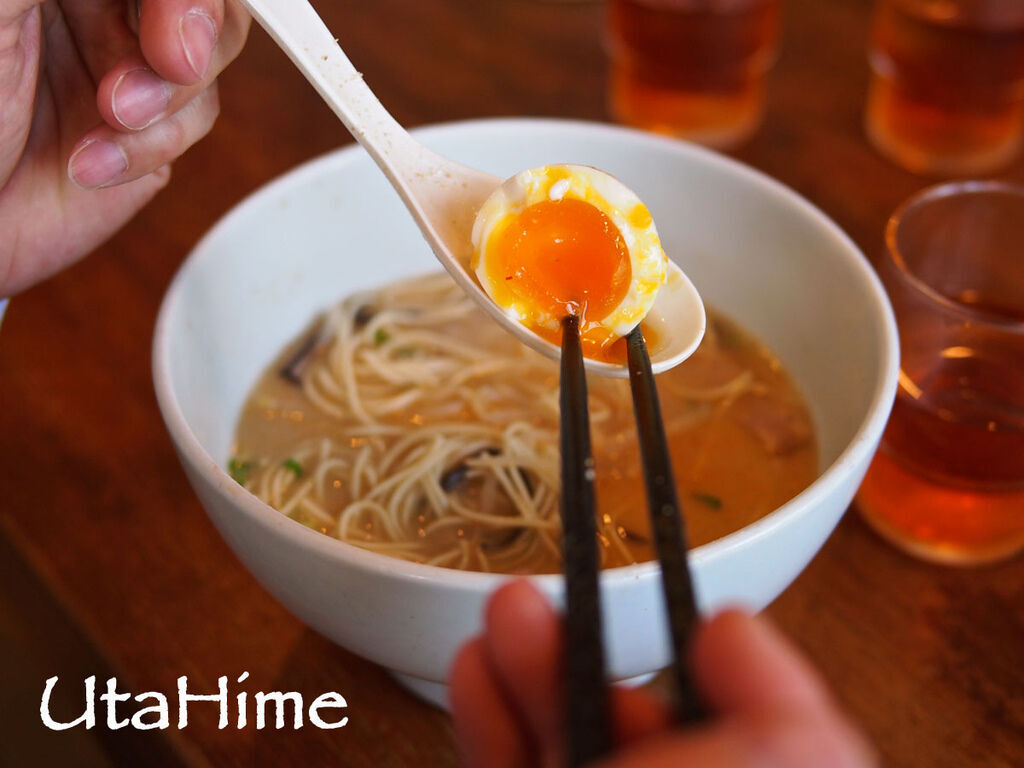 1012-048.jpg 1012-048.jpg