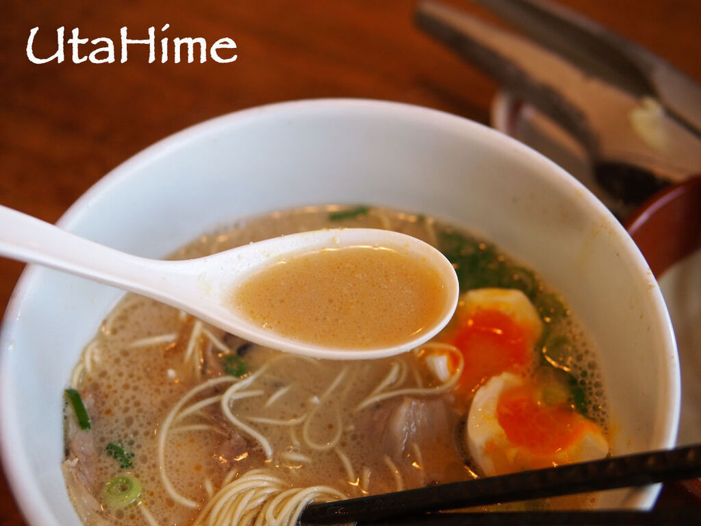 1012-047.jpg 1012-047.jpg