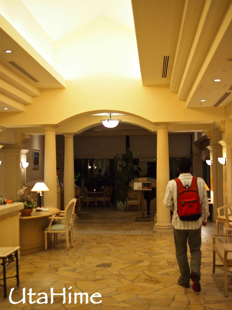 1012-408.jpg 1012-408.jpg