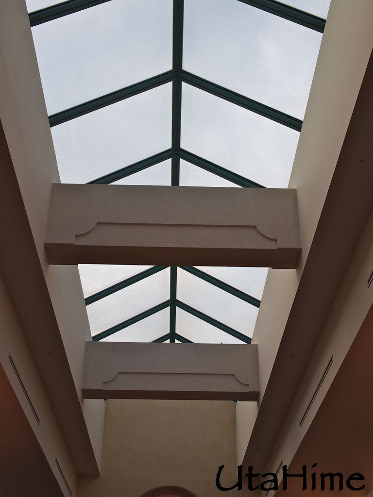 1012-483.jpg 1012-483.jpg