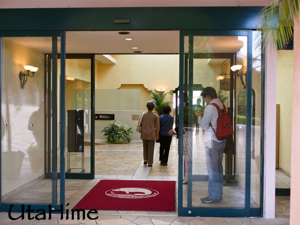 1012-487.jpg 1012-487.jpg