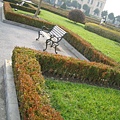 圖文中心前的凡爾賽花園