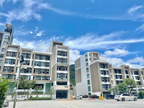 IMG_0977.jpg IMG_0977.jpg