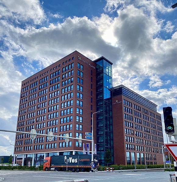 2024掰咖登歐陸—荷比德自由行 阿姆斯特丹機場旅館推薦-