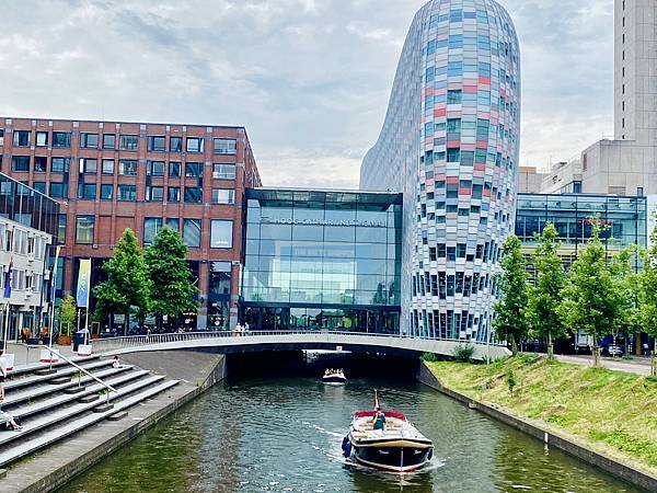 2024掰咖登歐陸—荷比德自由行 烏特勒支飯店 -Crown