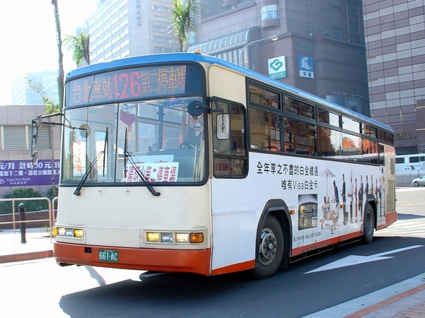 2005 花季公車 126