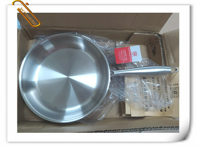 114.9.28 不鏽鋼平底鍋.jpg