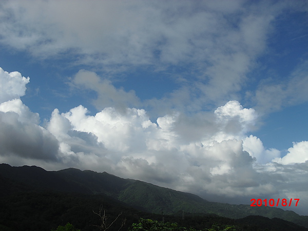 頭城伯朗咖啡城堡周邊風景