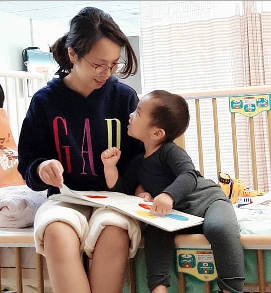 《媽媽聊聊》你們家孩子都這麼愛看書，是怎麼訓練的？