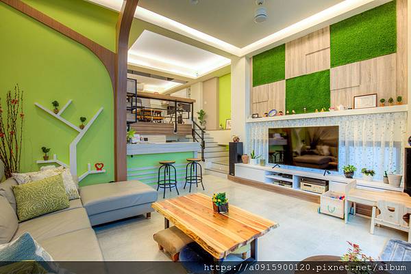 IMG_7178And7more_Smooth.jpg IMG_7178And7more_Smooth.jpg