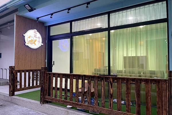 【小琉球住宿推薦】龜龜好窩包棟民宿｜麻將K歌爽爽玩！乾淨舒適