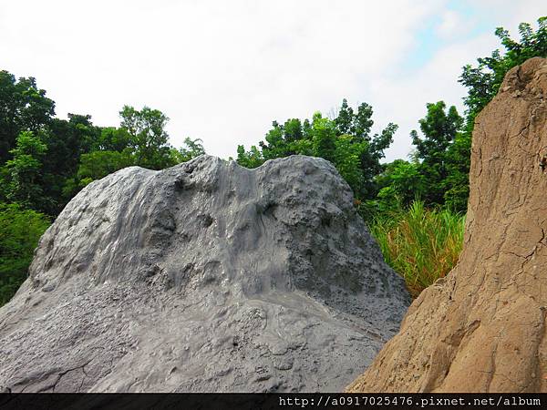 燕巢泥火山 
