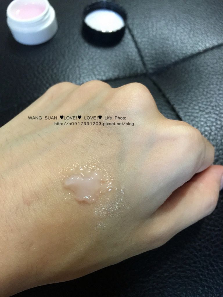 erno laszlo_hand1 erno laszlo_hand1