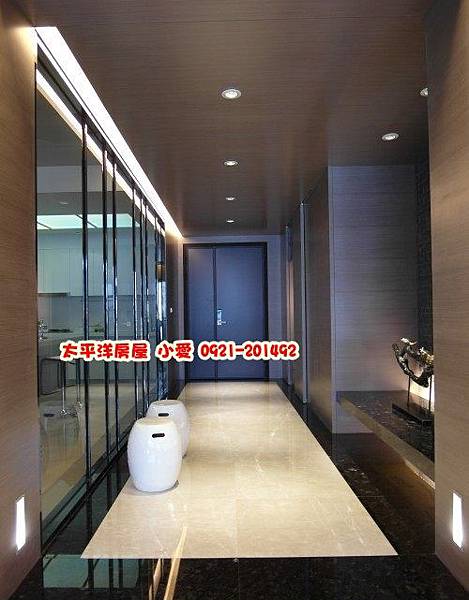 中央公園【惠友.紳】頂級豪宅~售3880萬 中央公園【惠友.紳】頂級豪宅~售3880萬
