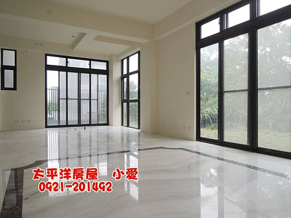 新家華【藍山】電梯集村農舍~售2980萬~買房賣屋請指名太屋小愛0921-201492 新家華【藍山】電梯集村農舍~售2980萬~買房賣屋請指名太屋小愛0921-201492