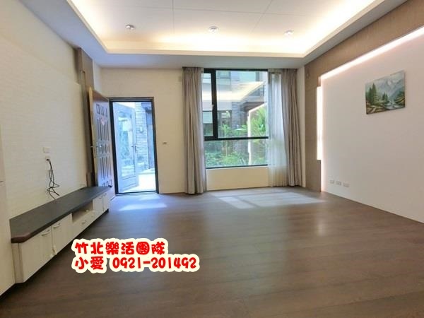 獨家-高鐵本因坊人車分道採光透天~售1780萬~竹北買屋請指名台慶小愛0921-201492 獨家-高鐵本因坊人車分道採光透天~售1780萬~竹北買屋請指名台慶小愛0921-201492