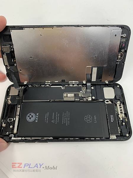 IPHONE-7手機維修_面板更換_電池更換03