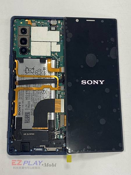 SONY-X5手機維修_面板更換_電池更換04
