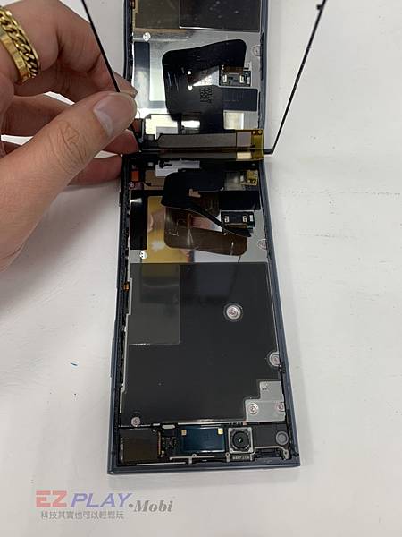SONY-XZ1-手機維修_面板更換_電池更換02-1