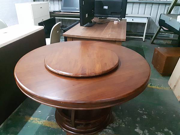 實木圓桌-直徑130cm-5.jpg