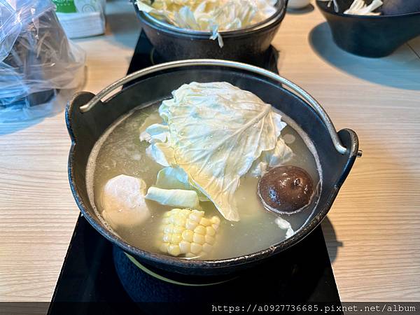 中永和火鍋推薦/海牧水產鍋物 -四號公園店/新鮮直送/海鮮鍋