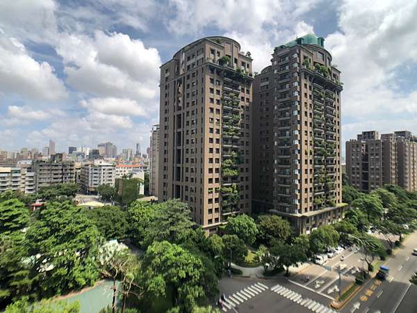 龍寶品臻邸 大台中林靖崴0909 847328 痞客邦