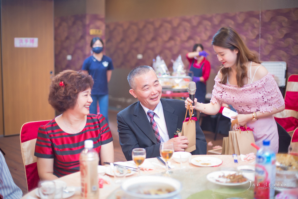 東隆堂龜苓膏婚宴會館婚攝~鈞翔&怡雯定結婚~