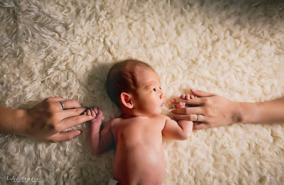 高雄 NEW BORN 新生兒寫真照~ 滿月內寫真照