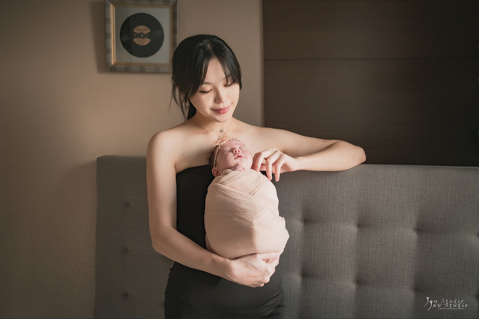 高雄 NEW BORN 新生兒寫真照~ 滿月內寫真照