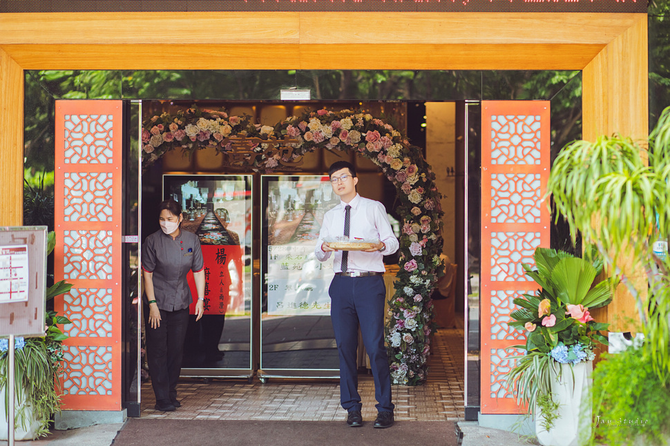 富苑喜宴會館~婚禮攝影~立人&雨澄定結婚