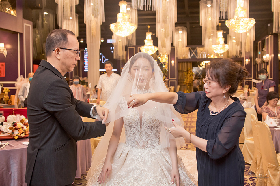 富苑喜宴會館~婚禮攝影~立人&雨澄定結婚