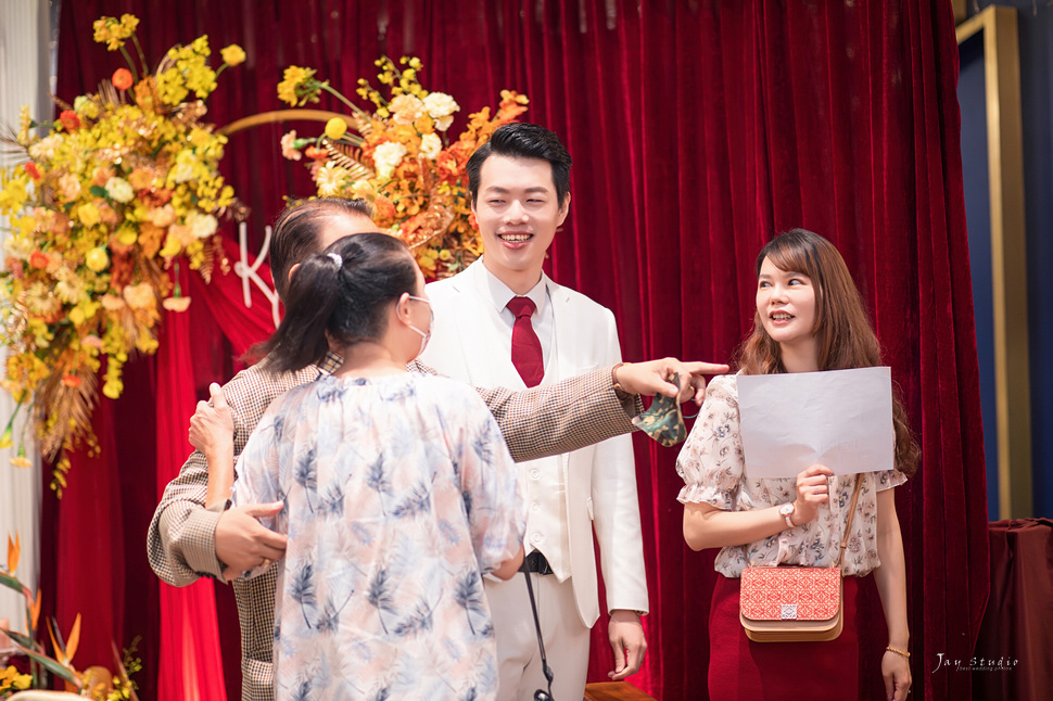 富苑喜宴會館~婚禮攝影~立人&雨澄定結婚