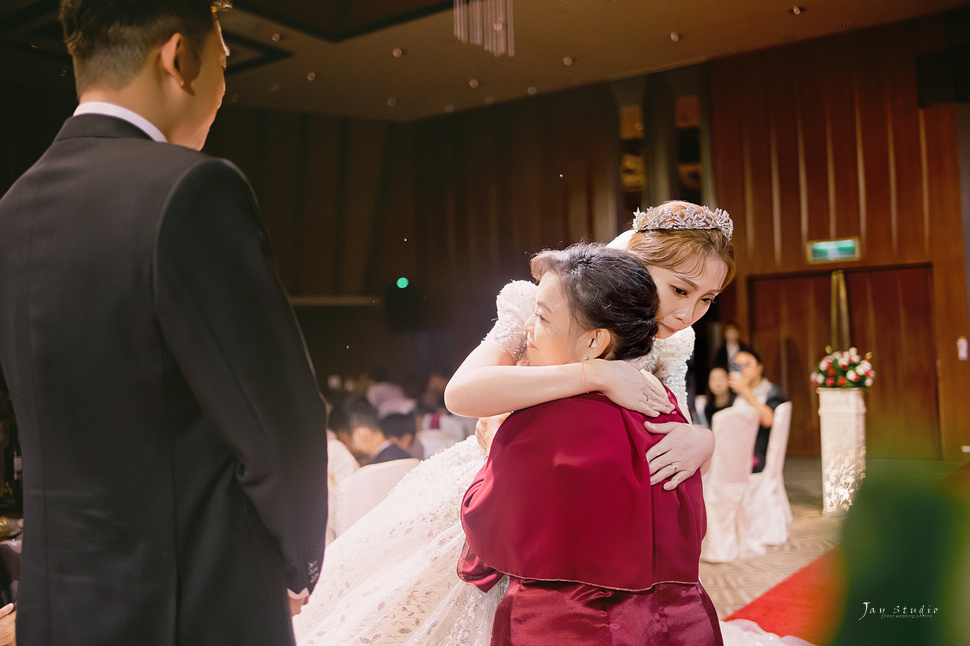 台南香格里拉婚攝~嘉文&龜龜 結婚攝影紀錄