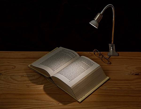 desk-lamp-and-book-1.jpg