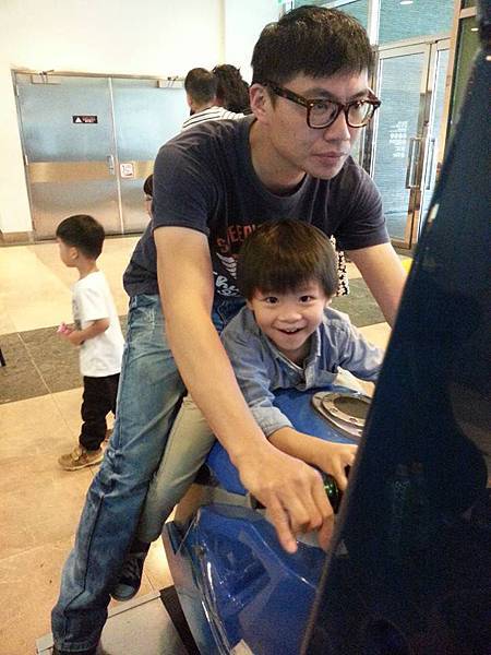 11038568_394065350795590_4299185612692050224_n